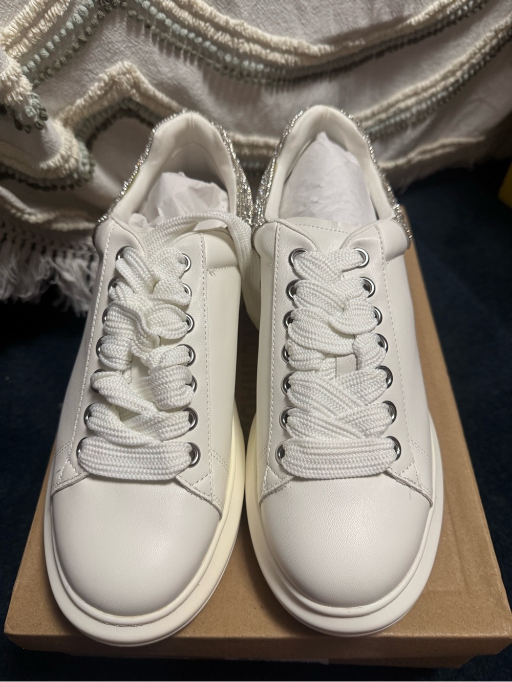 Steve Madden Gaines Rhinestone sneaker womens size 12 NIB